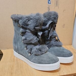 Steve Madden Charcoal Fur-Trimmed Winter Boots